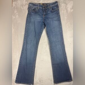 Kut from the Kloth Bootcut Cotton Blend Buttoned Flap Pockets Blue Jeans Size 8